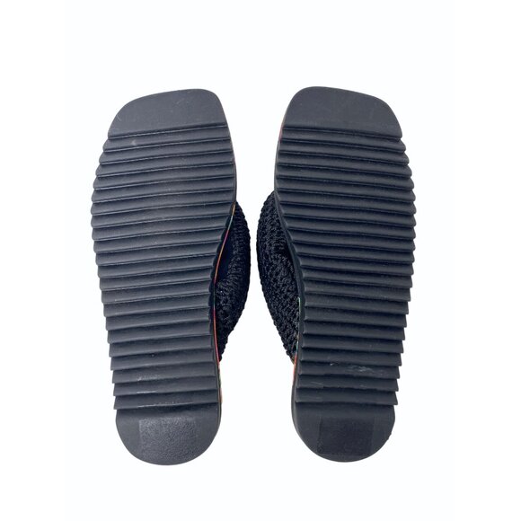 Farm Rio Size 8 Cashew Crochet Puffy Flower Flip Flops Black Pink Orange - Picture 8 of 10